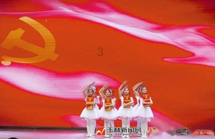 农民工在工地突发疾病，老板有责任吗？′